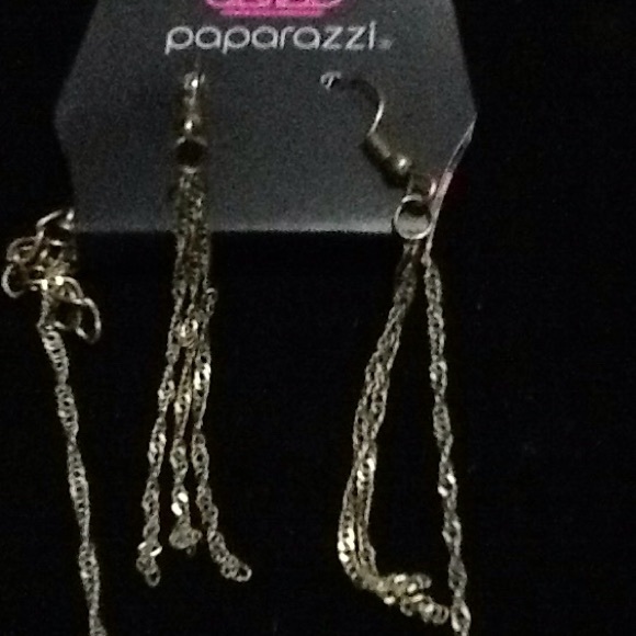 Necklace - Picture 3 of 3